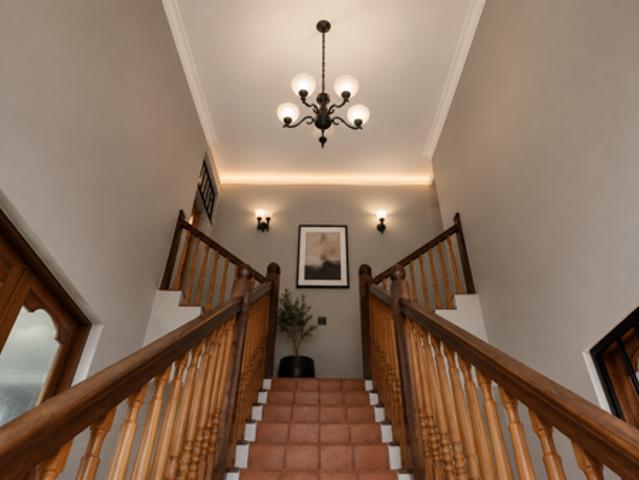 0.5 Bedroom House in Ferndale