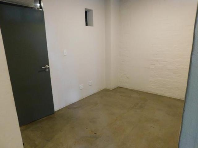 0.5 Bedroom House in Maboneng
