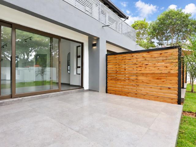 0.5 Bedroom Studio Apartment To Let in Blairgowrie