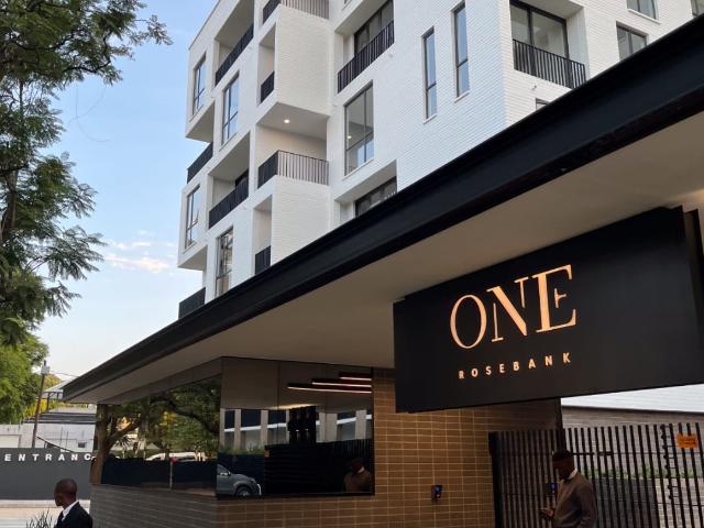0.5 Bedroom Studio Apartment To Let in Rosebank