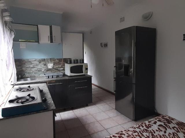 0.5 Bedroom Studio Apartment To Let in St Winifreds