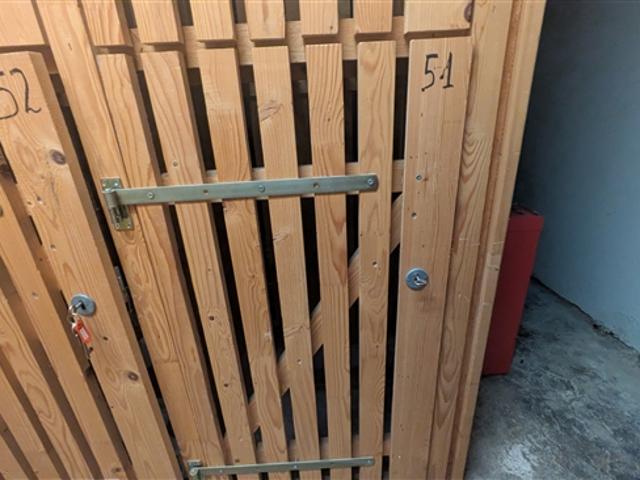 0,65 m² Höhle Lausanne – Rue du Simplon 10