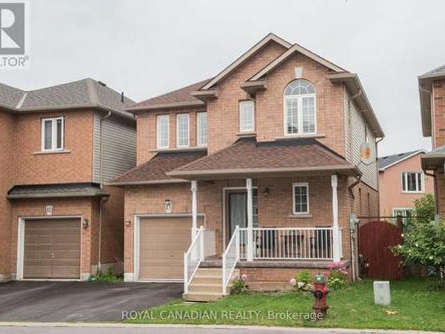 13 78 Peachwood Crescent, Hamilton, ON, L8E 5Z8 house for lease | Listing ID X13637 | Royal LePage