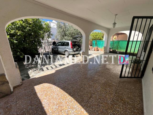 & 13 & 13 & 13 & 13 & 13 77m² Oliva