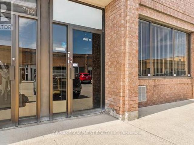 13 2400 Wyecroft Road, Oakville, ON, L6L 6M8 commercial for lease | Listing ID W13506 | Royal LePage