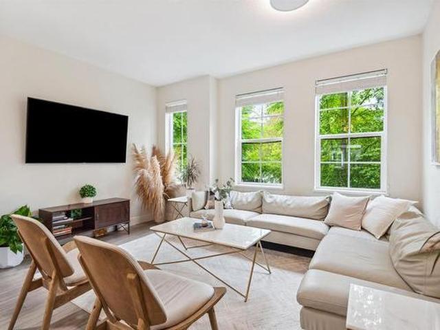 13 3399 Street, Surrey, BC, V3S 0L3 townhouse for sale | Listing ID R2996 | Royal LePage