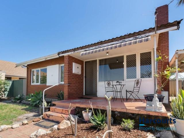 13 Teaguer Street, WILSON, WA 6107