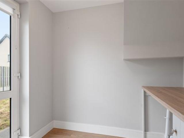 13 The Park, Semple Woods, Donabate, Dublin Noel Kelly Auctioneers Ltd 4923 MyHome. Ie Residential