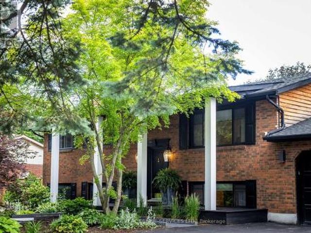 13 Upper Canada Drive, Niagara On The Lake, ON, L0S 1J0 house for sale | Listing ID X13462 | Royal LePage