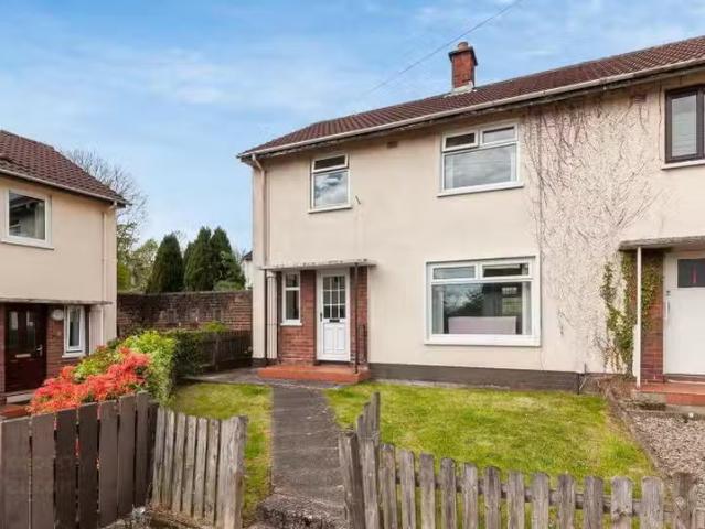 13 Waveney Grove