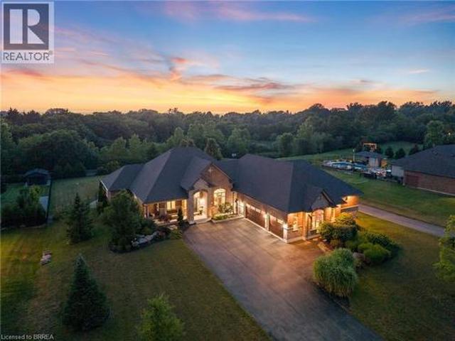 13 Wingrove Woods, Brantford, ON, N3T 0M1 house for sale | Listing ID 40848 | Royal LePage