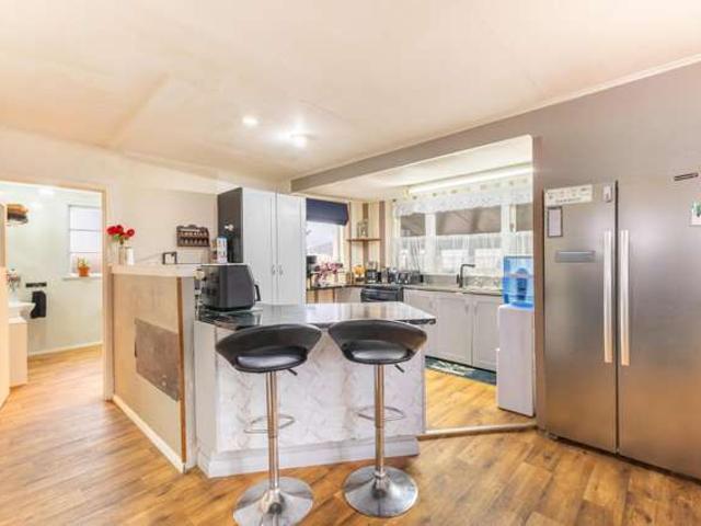 13 York Street, Feilding, Manawatu
