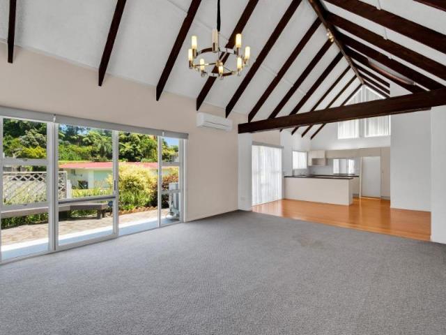 13 Ambury Place, Merrilands