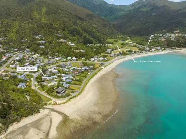 1/3 and 2/ The Parade, Okiwi Bay, Marlborough