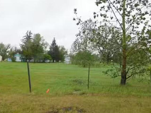 13 Anson Road North, Rural Willow Creek No. 26, M. D. Of, AB.