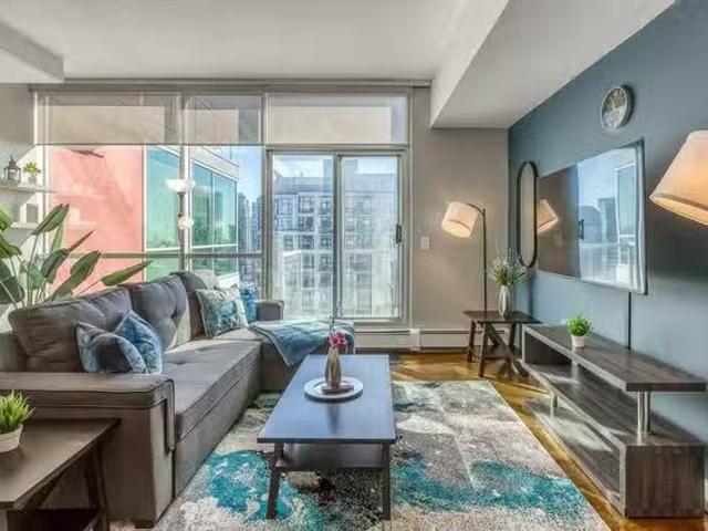 13 Avenue Southwest
