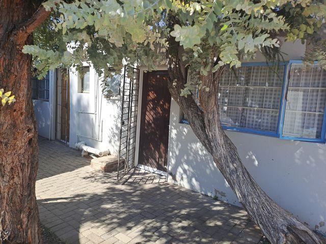 13 Bedroom House For Sale in Brandwag