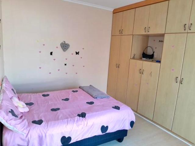 13 Bedroom House in Summerstrand