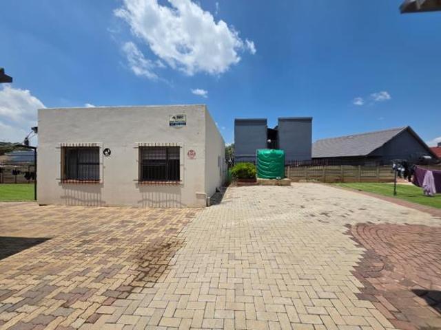13 Bedroom House in Vanderbijlpark SE7