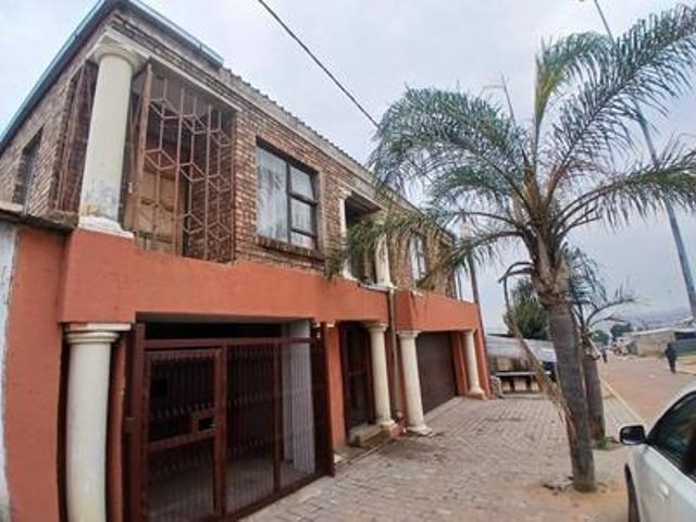 13 bedroomed investment property on.