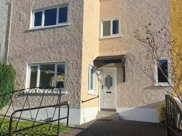 13 Cochron Road
