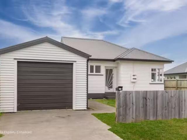 13 Cuffs Road, Wainoni, NZ 8061 House for Sale