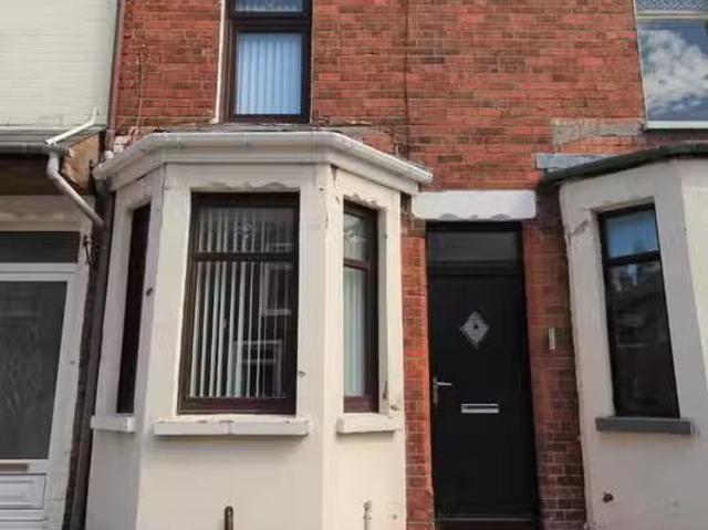 13 Dewey Street
