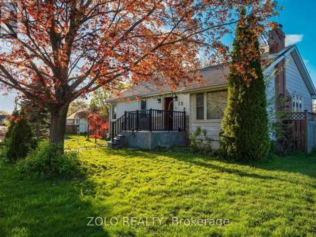 13 Foster Road, Mississauga, ON, L4T 1C3 house for sale | Listing ID W13698 | Royal LePage