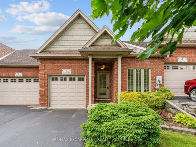 13 Iron Bridge Court