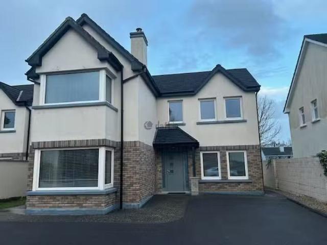 13 Kings Avenue, Muckross Road, Killarney, Co. Kerry is for rent