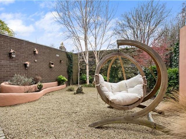 13 Leeson Village, Donnybrook, Dublin 4 Lisney Sotheby's International Realty Ballsbridge 4907 MyHome. Ie Residential