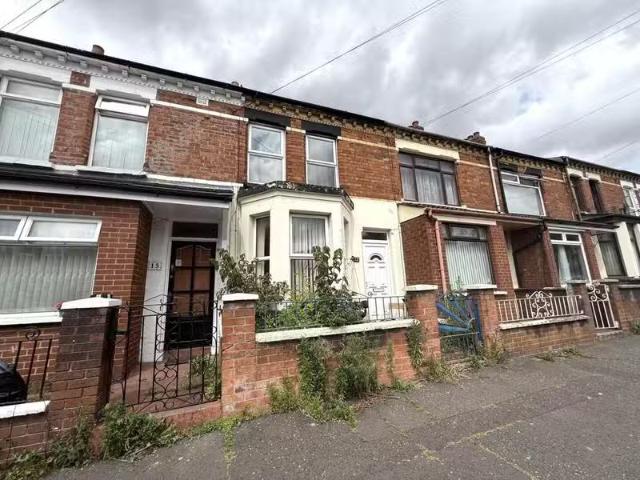 13 London Road