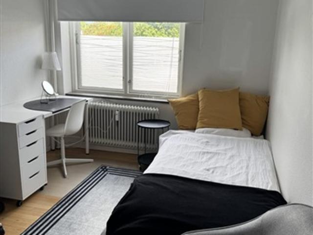 13 m² møbleret værelse i Valby