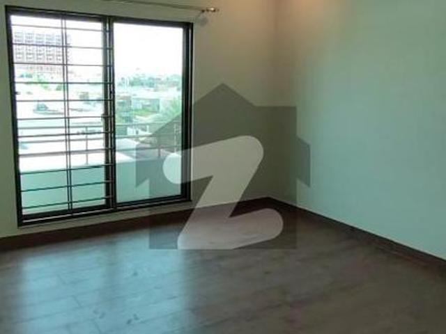 13 Marla 4 Bedroom Apartment is Available for Rent in Askari 10 Lahore cantt. Askari 10 Sector S