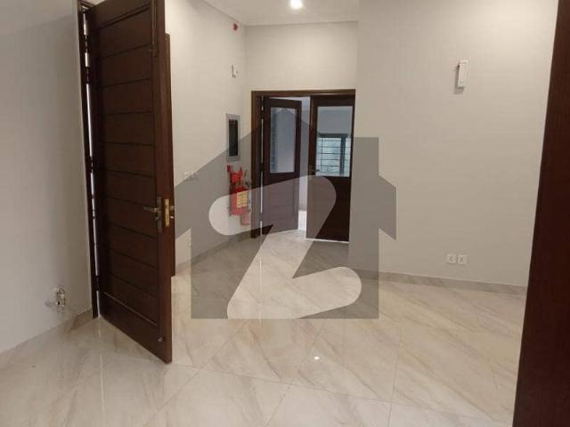 20 marla upper portion for rent