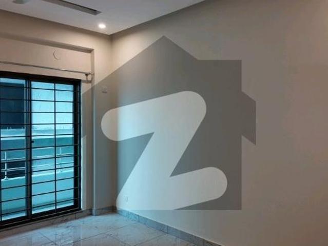13 Marla Flat For Rent In Beautiful Askari 10