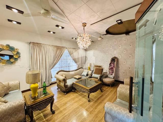 13 marla full house with lower portion furnished available for rent
