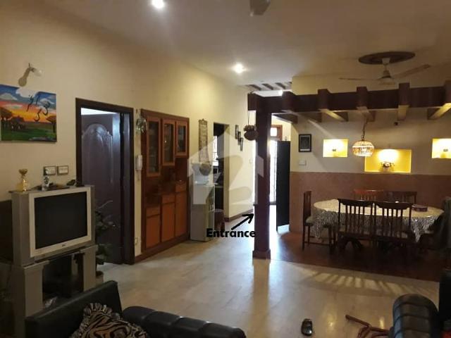 13 Marla Single Storey Used House Including 10KVA Solar System Installed for Sale