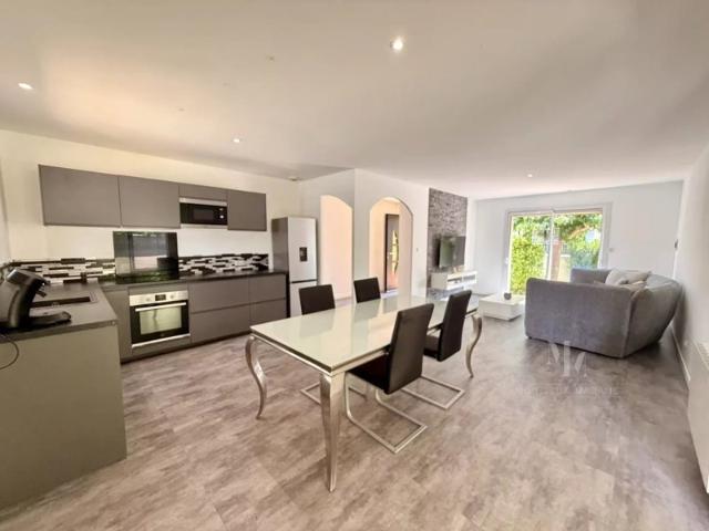 13 mn Villefranche, villa T4 avec garage sur 605 m2