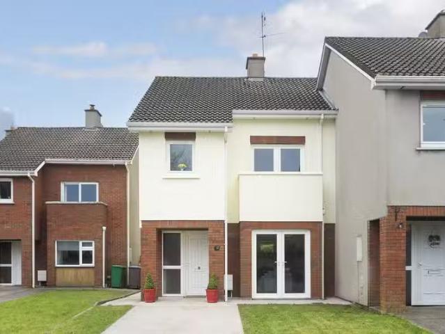13 Old Dairy, Ballinacurra, Midleton, Co. Cork, P25VN32 is for.