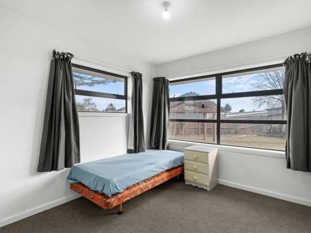 13 Ontario Place, Wainoni, Christchurch City