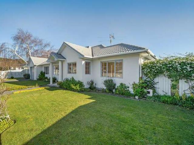 13 Oxford Crescent, Ebdentown, Upper Hutt City