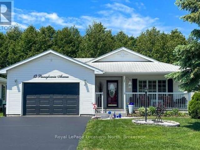 13 Pennsylvania Avenue, Wasaga Beach, ON, L9Z 3A8 house for sale | Listing ID S13495 | Royal LePage