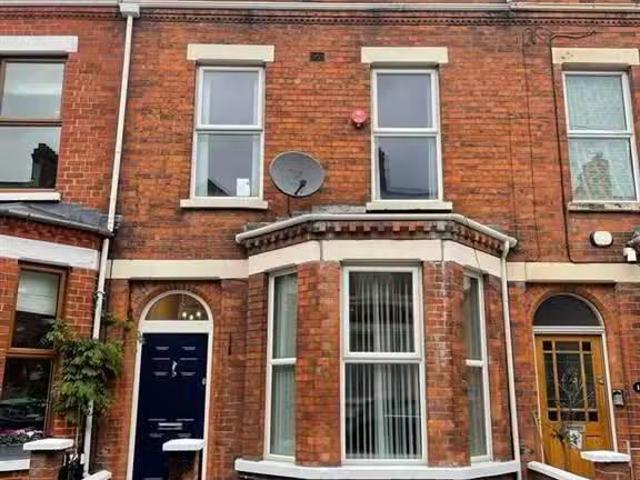 13 Rossmore Avenue