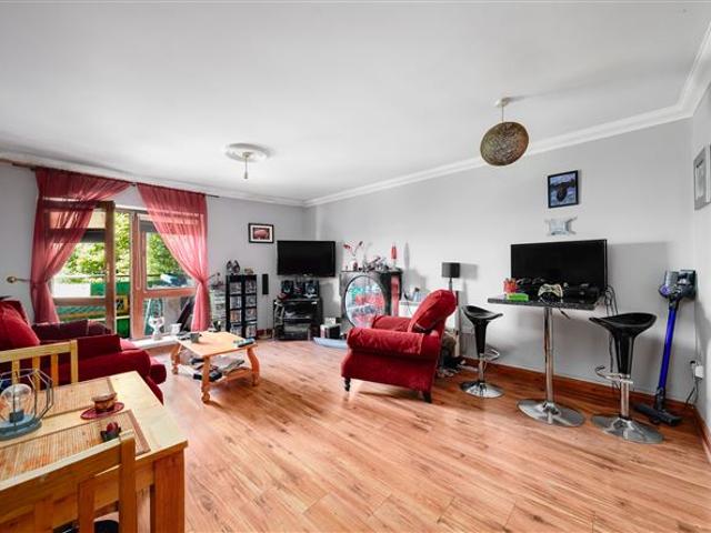 13 Slade Castle View, Saggart, Co. Dublin Ray Cooke Auctioneers 4943 MyHome. Ie Residential
