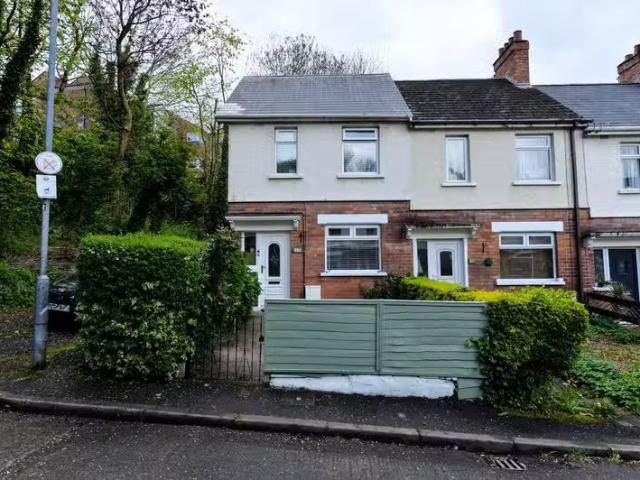 13 Strandburn Parade