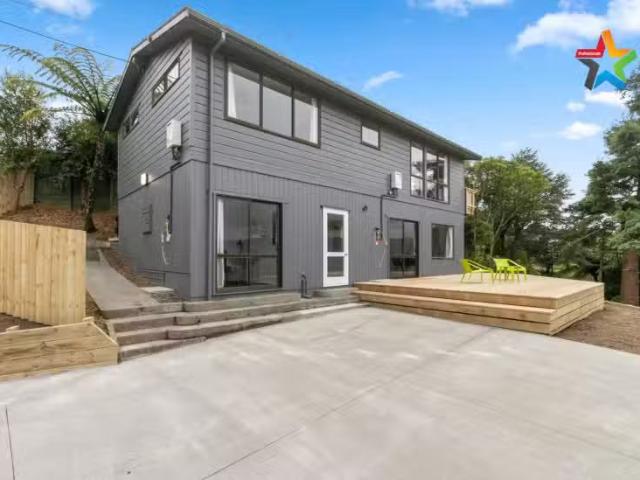 13A Palm Grove, Belmont, Lower Hutt City
