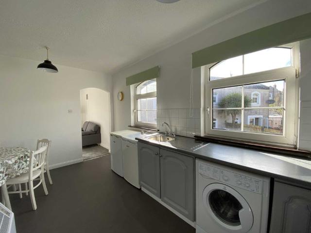 13B Abbey View, Kinsale, P17 D651