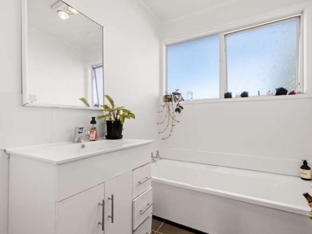13C Rangiora Crescent, Wairakei, Taupō