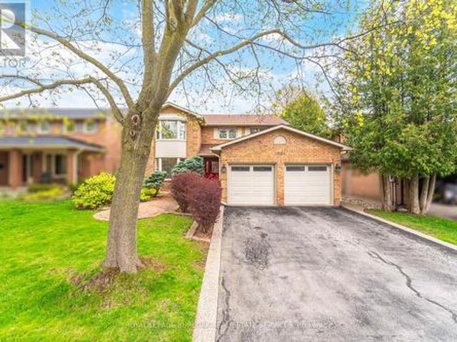 1004 Roxborough Drive, Oakville, ON, L6M 1E3 house for sale | Listing ID W13213 | Royal LePage